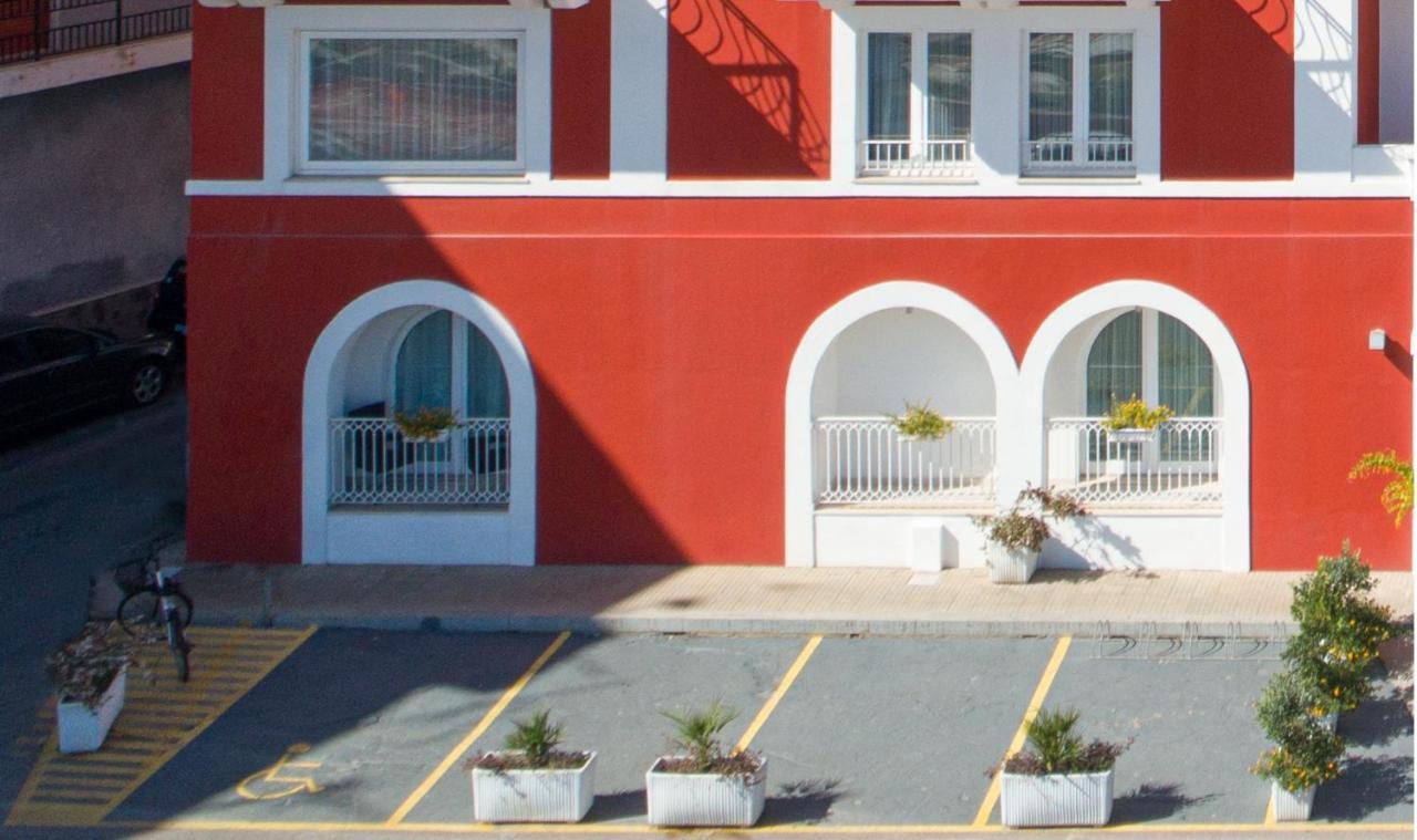 Lu' Hotel Riviera Carloforte  Buitenkant foto